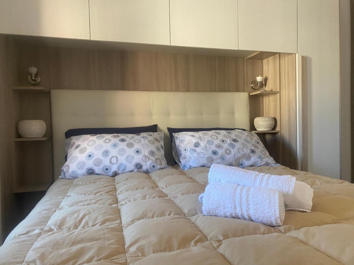 Seaside Apartments Casa Carla E Casa Andrea ออลเบีย ภายนอก รูปภาพ