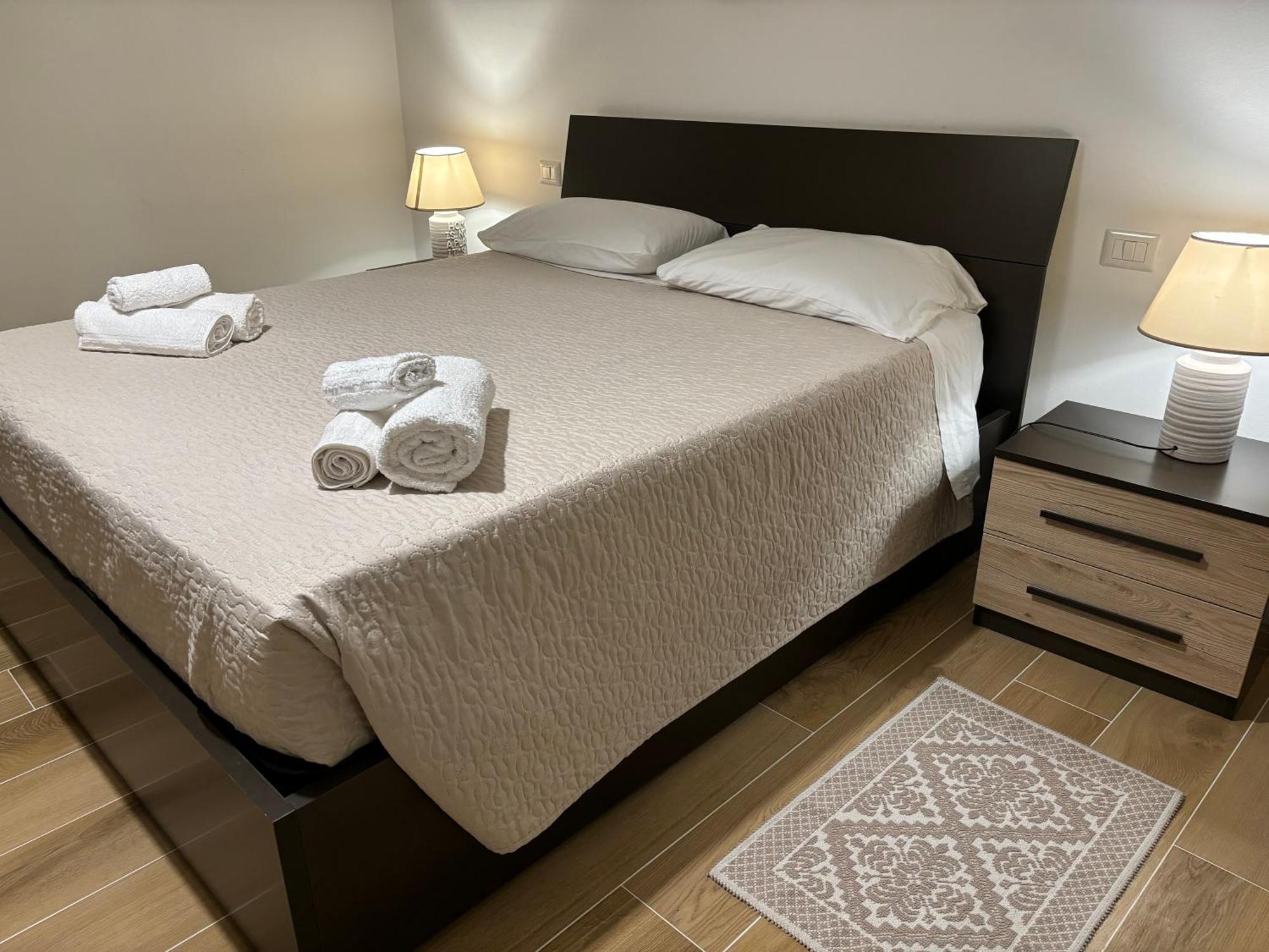 Seaside Apartments Casa Carla E Casa Andrea ออลเบีย ภายนอก รูปภาพ